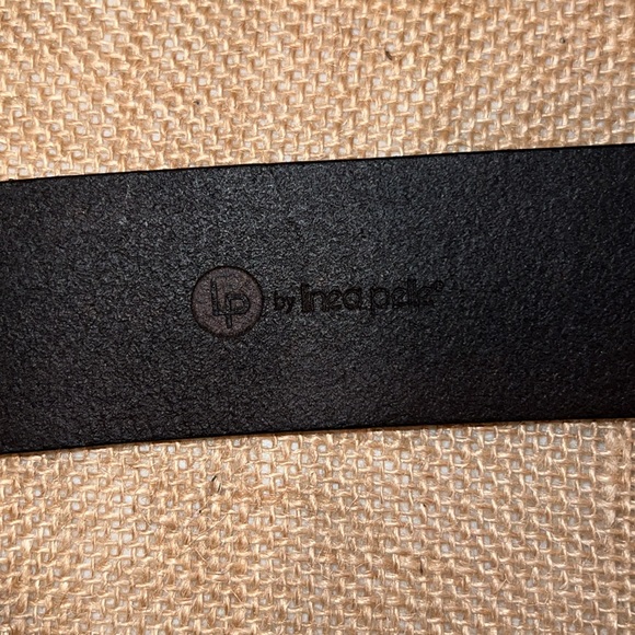 Linea Pelle Black and Aged Brass Belt - Picture 4 of 4